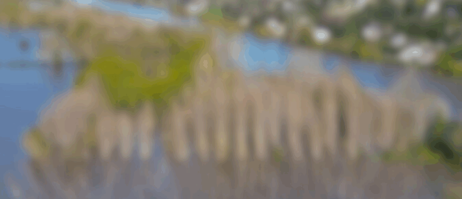 Paysage inondé en France illustrant l'impact des catastrophes naturelles